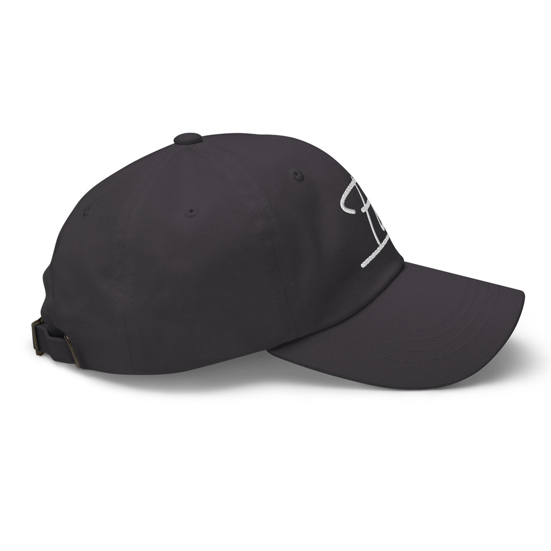 Black cap with Fluid Identity logo, perfect for Urban Style Streetwear Fashion fans