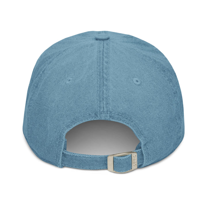 Light blue cap from Fluid Identity featuring a classic design for urban style streetwear fashion